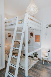 Bohemian Loft With View! - Volos - 6