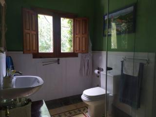 Casa con pileta y quincho en sierras chicas - 2