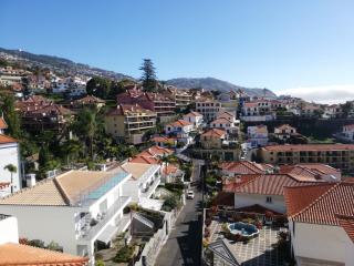 Panoramic View Apartment - Funchal - 9