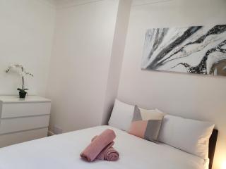 Glasgow Comfortable and Modern 3 Bedroom Mid Terraced Villa - Glasgow - 7