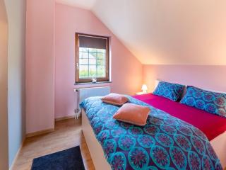 Holiday home with terrace and jacuzzi in Vielsalm - Vielsalm - 6