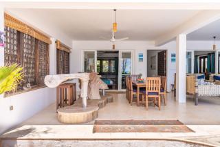 Tequila Sunrise Pool Cabana-Diani Beach - Diani Beach - 2