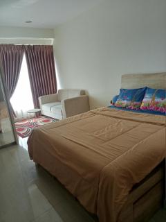 Apartemen Grand Kamala Lagoon Bekasi By Cicie Room - Pekayon Satu - 3