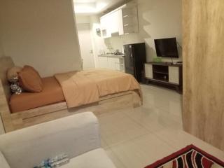 Apartemen Grand Kamala Lagoon Bekasi By Cicie Room - Pekayon Satu - 9