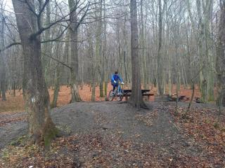 Zo. Low Budget House - 1