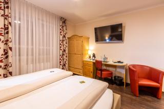 Burgdorfs Hotel & Restaurant - Hude - 5