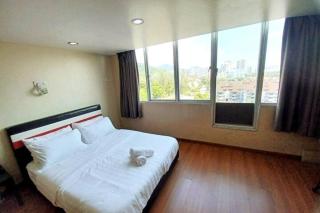 Big big world at The CEO Studio Penang - Bayan Lepas - 8