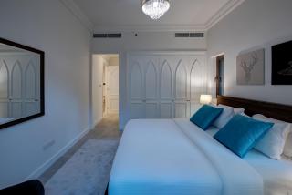 Durrani Homes - Arabian luxury at Souk Al Bahar besides Burj Khalifa & Dubai Mall - Dubai - 6