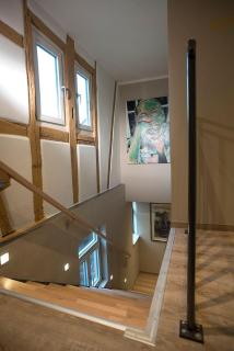 In-der-RAEUCHERKAMMER-die-Superior-Suite-ueber-den-Daechern-der-Altstadt - 4