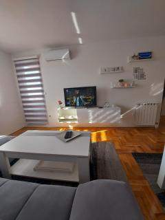 Apartman Victoria - Lukavica - 7