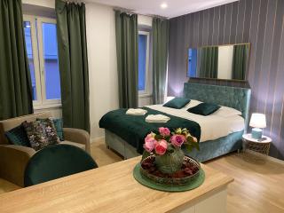Hedone Luxury 3 Apartments with FREE PARKING - Pula - 1