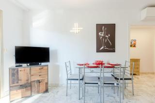 Renovated 3-Room Apartment in a Leafy Park - Cannes - 3