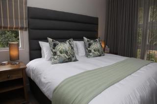 Sunbird Bliss Luxury Self-catering Apartment - Wilderness - 8