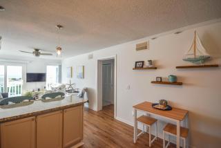 Coastal Condo with Public Atlantic Beach Access - Atlantic Beach - 4