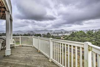 Walk to Beach Pacific City Home with Bay Views! - Pacific City - 8
