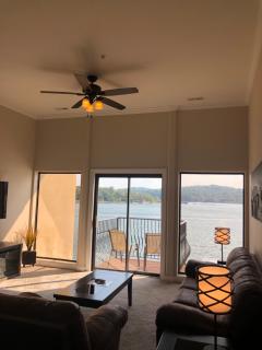 D'Monaco Resort Condos on Table Rock Lake - Ridgedale - 6