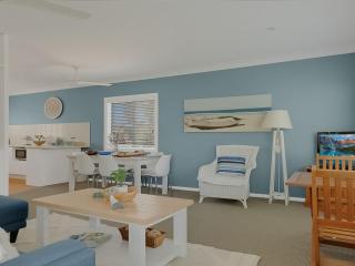 Ocean Blue Apartment Four - Currarong - 1