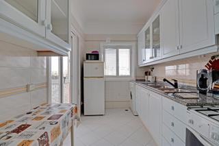 Vilamoura Main Avenue by Homing - 2