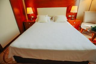 Grand Hotel Tuzla - Tuzla - 7