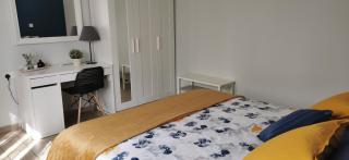 Elegant & Trendy Apt in a Peaceful Area - 6