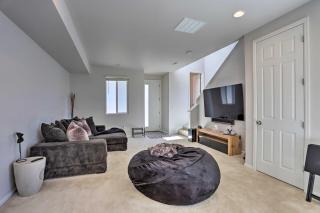 Near Hiking and Biking Trails Townhome with Patio - 6