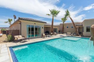 Private Pool-Pickleball-4 King Suites-Sleeps 28 - Sand Hollow Springs - 3