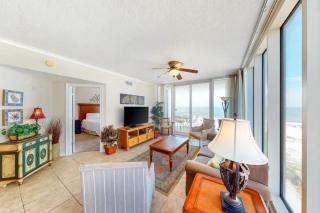 The Colonnades Unit 403 - 9