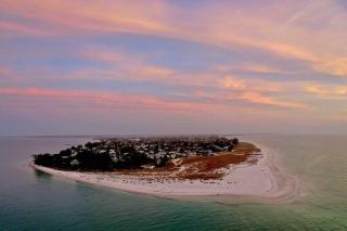 Paradisaical Enclave 5 Star Private Canal Dock Pool Family Fun - 7