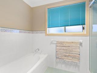 Ajax Avenue 6 - Nelson Bay - 1
