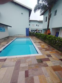 Casa em condomínio a 100 metros da praia. - 8