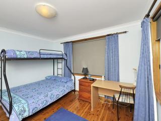 Fingal Beach House - Fingal Bay - 1