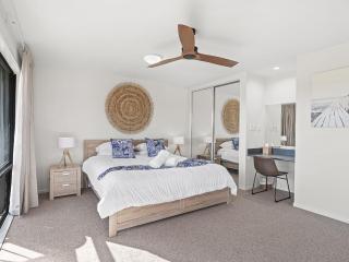 Horizons Fairway Views Townhouse 108 - Salamander Bay - 1