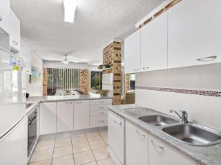 Bay Parklands Unit 38 2 Gowrie Avenue - Nelson Bay - 3
