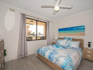 Bay Village Unit 2 47 Shoal Bay Road - Shoal Bay - 1
