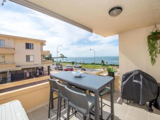 Bay Village Unit 2 47 Shoal Bay Road - Shoal Bay - 0