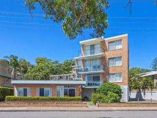 Bella Vista Unit 10 19 Shoal Bay Road - Shoal Bay - 9