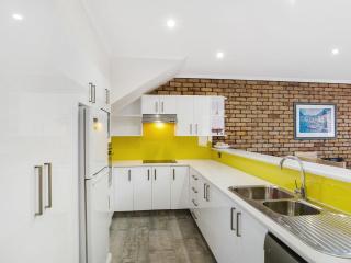 Kurrawa Close 2 14 - Nelson Bay - 6