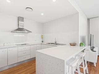 serenity at Fingal Bay 2 - 3