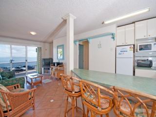 Castaways Unit 4 17 Shoal Bay Road - Shoal Bay - 3