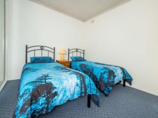 Del Rae Unit 8 25 Shoal Bay Road - Shoal Bay - 4