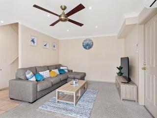 Home Way From Home at Shoal Bay - Shoal Bay - 7