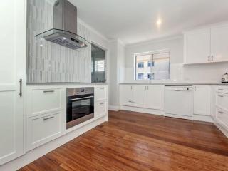 The Anchorage Unit 12 9 Laman Street - Nelson Bay - 5