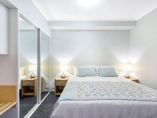 Whitesands, Unit 113/41-45 Shoal Bay Road - Shoal Bay - 3