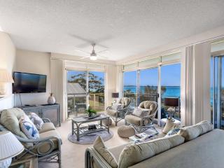 The Helm 4 22 Voyager Close - Nelson Bay - 0