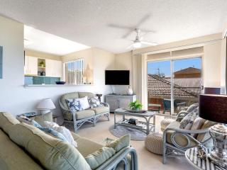 The Helm 4 22 Voyager Close - Nelson Bay - 8