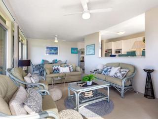The Helm 4 22 Voyager Close - Nelson Bay - 6