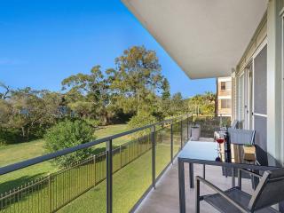 The Helm Unit 1 22 Voyager Close - 5