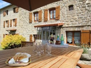 Gîte spacieux et rénové avec équipements modernes, terrasse et vaste jardin près de Gévaudan et Margeride - FR-1-582-301 - Thoras - 4