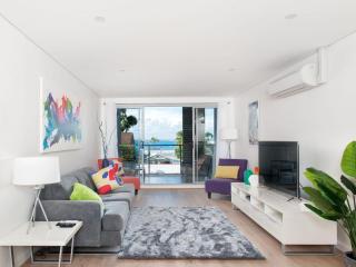 The Shoal Apartments, Unit 201/4-8 Bullecourt Street - Shoal Bay - 9