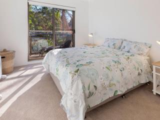 Victory Court Unit 1 3 7 Columbia Close - Nelson Bay - 1